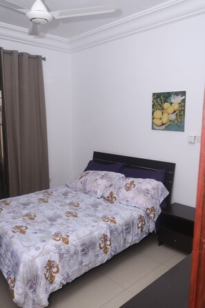 3 bedrooms, free WiFi, bed sheets