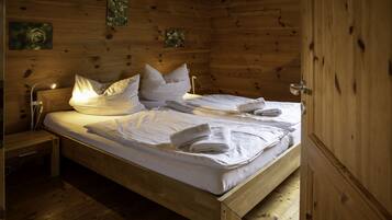 2 habitaciones, acceso a internet y ropa de cama