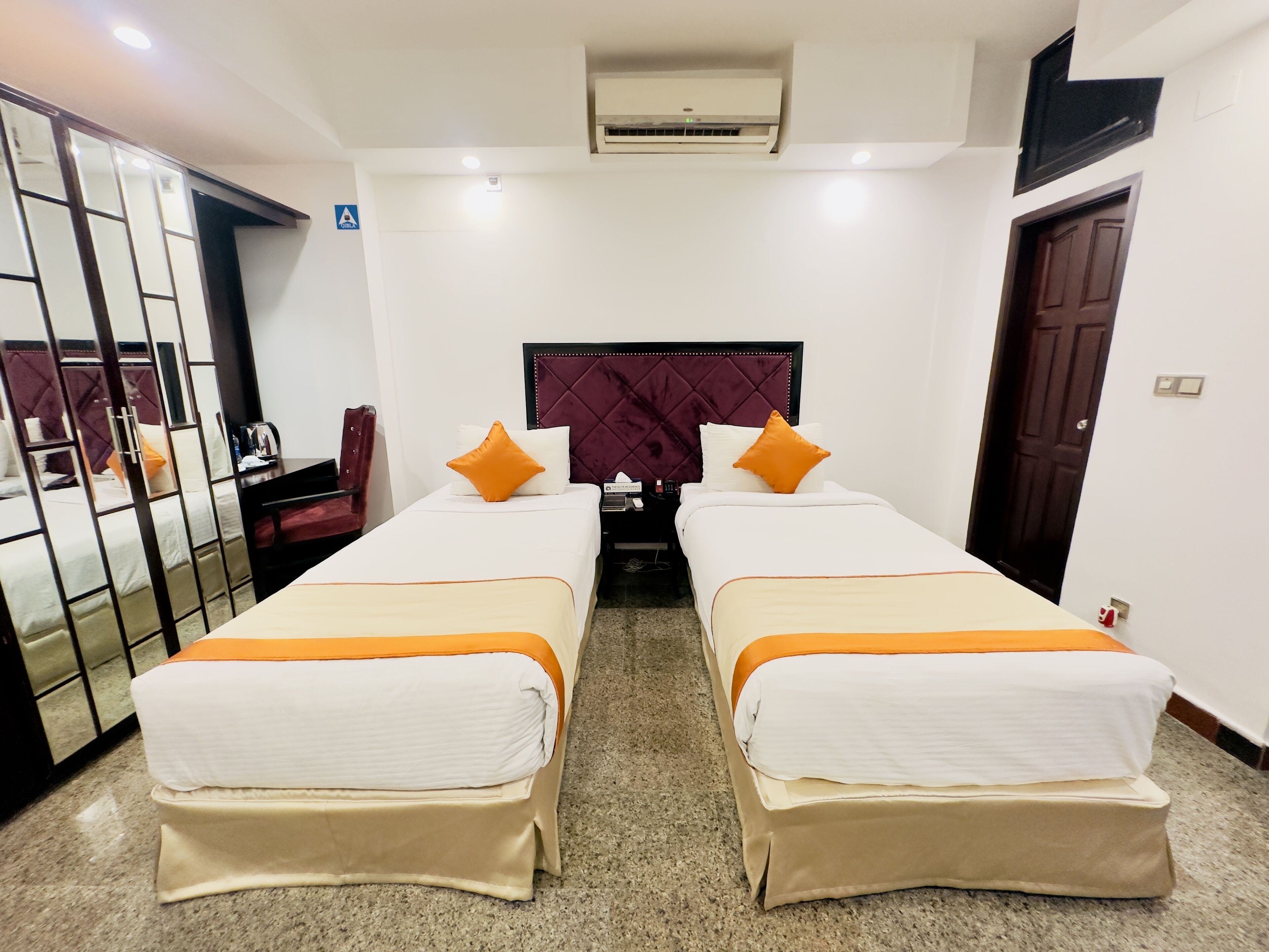 premium twin room, 1 bedroom, city view | egyptian cotton sheets, premium bedding, minibar, individually decorated