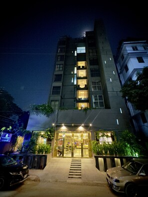 Front of property - The Elite Residence Dhaka. (Dhaka)