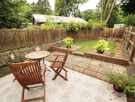 Cottage | Outdoor dining