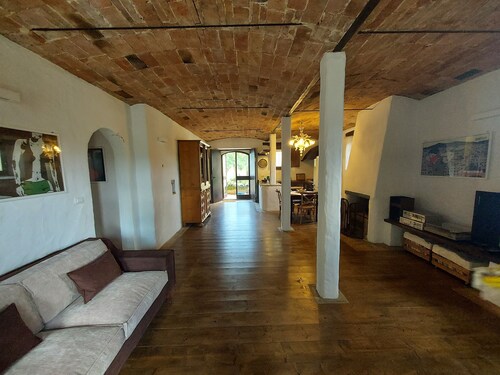 Belvedere Country House - apartment in stone farmhouse
