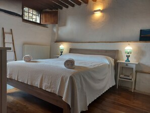 2 bedrooms, free WiFi, bed sheets, wheelchair access