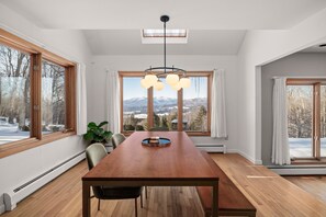 Dining - Modern Retreat ~ Stunning Mountain View ~ Hot Tub! (Stowe)