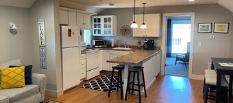 Unique Apartment above Lake Time Brewery in Downtown Clear Lake