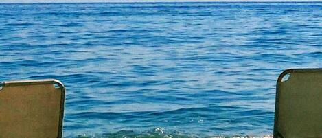 Solsenger og strandhåndklær