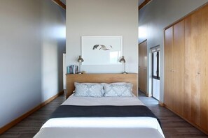 Casa família | 4 quartos, ferros/tábuas de passar roupa, Wi-Fi de cortesia