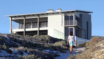 Perincian bahagian luar