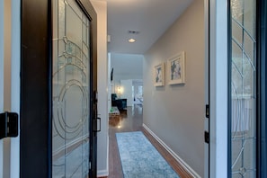 Interior - PERFECT Pet Friendly Family Retreat in Sea Palms Golf Resort w/ Hottub & 5 bikes (St. Simons Island)