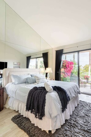 2 bedrooms, iron/ironing board, travel crib, WiFi