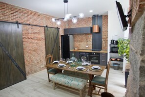 Dining - Miyas Madrid #4 (Madrid)