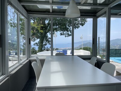 The Cin: villa with swimming pool surrounded by forest. Fabulous sea view.