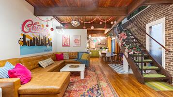 Smart TV, fireplace, video games