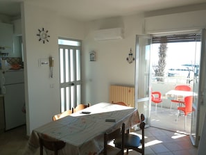 Dining - The beautiful panoramic sea view terrace, to experience the sea H24 (Martinsicuro)