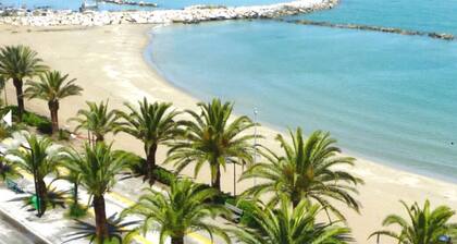 The beautiful panoramic sea view terrace, to experience the sea H24