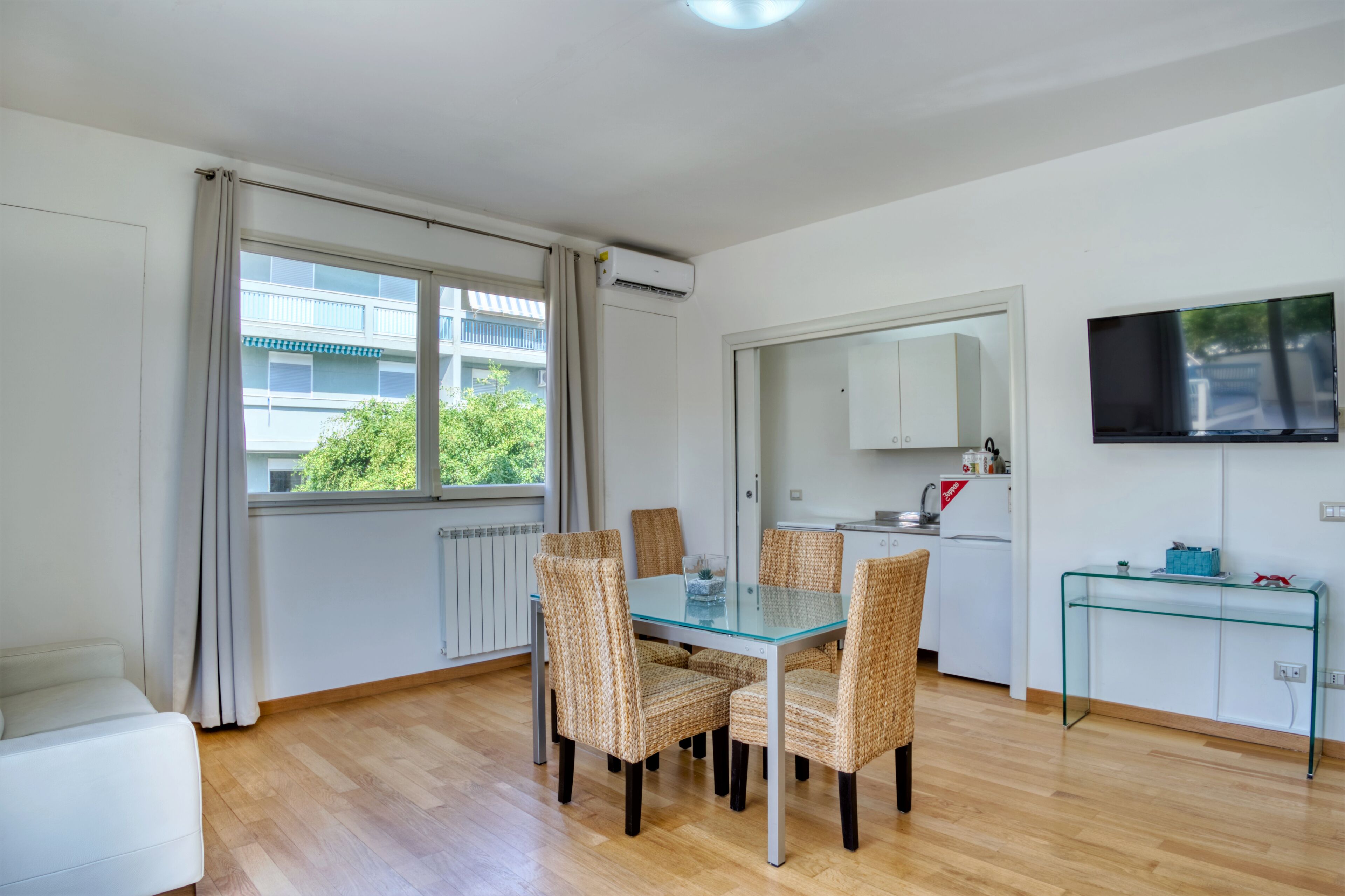 Photo - Horizon Suites