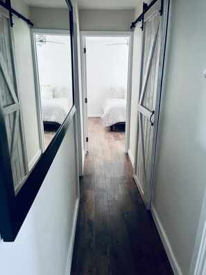 2 bedrooms, desk, iron/ironing board, free WiFi