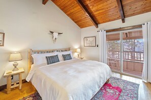 3 soverom, strykejern/-brett, reiseseng for barn og wi-fi (inkludert)