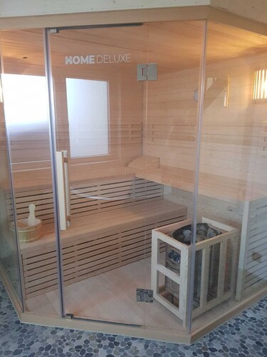 Ehem. Bauernhaus mit Sauna/ Whirlpool/Kamin in Strandnähe