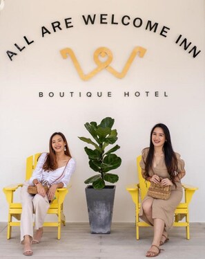 Lobby sitting area - All Are Welcome Lawas Boutique Hotel (Lawas)