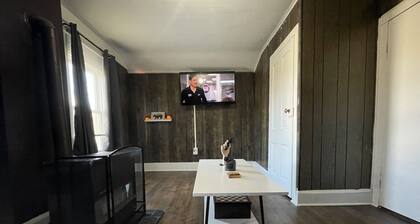 Lovely Rural Saint Mary’s Apartment