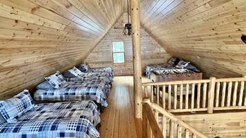 4 bedrooms, free WiFi, bed sheets
