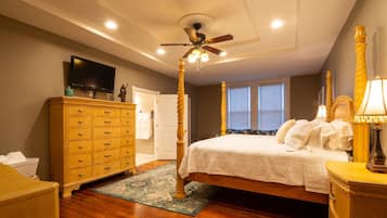 5 bedrooms, iron/ironing board, free WiFi, bed sheets