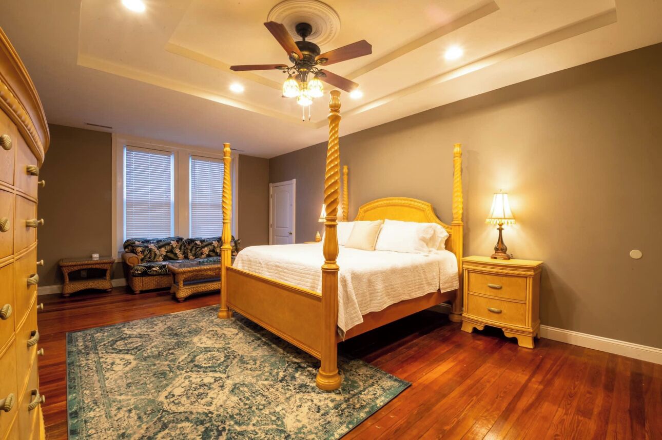 5 soverom, strykejern/-brett, wi-fi (inkludert) og sengetøy