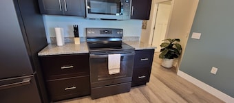 Newly Built Lakefront Condo