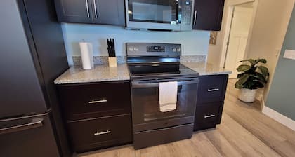 Newly Built Lakefront Condo