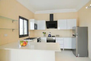 Microwave, oven