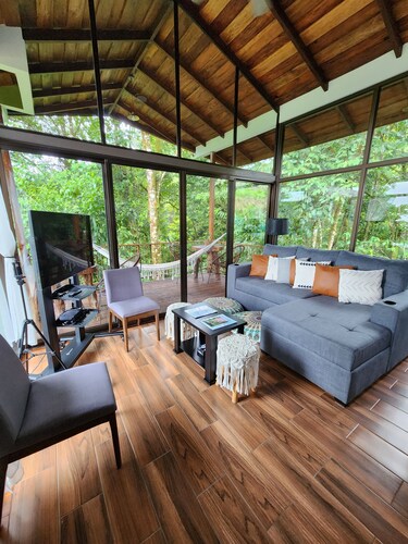 Cabañas Caeli Rainforest Glass Cabin El Congo La Fortuna