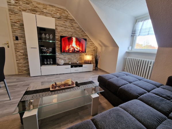 Smart-TV, Netflix, Streaming-Dienste, Stereoanlage