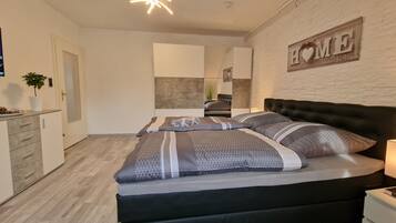 2 bedrooms, iron/ironing board, travel crib, free WiFi