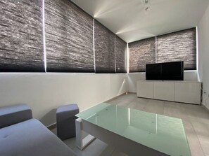 TV - Villa Marina (Playa Blanca)