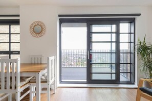Apartment, 2 Queen Beds | Interior - Beautiful 2-bed Apartment in Wembley (Wembley)