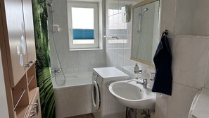 Bathtub - Canal paradise (Kiel)