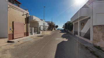 บริเวณภายนอก