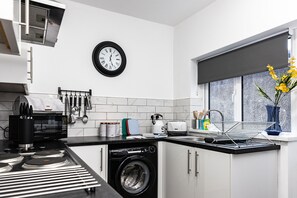 Premium House | Private kitchen - Warwick West (Barrow-in-Furness)