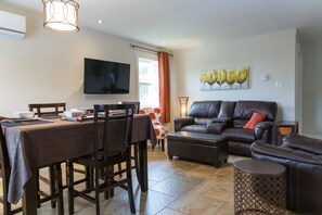 Cabin Executive | Khu phòng khách