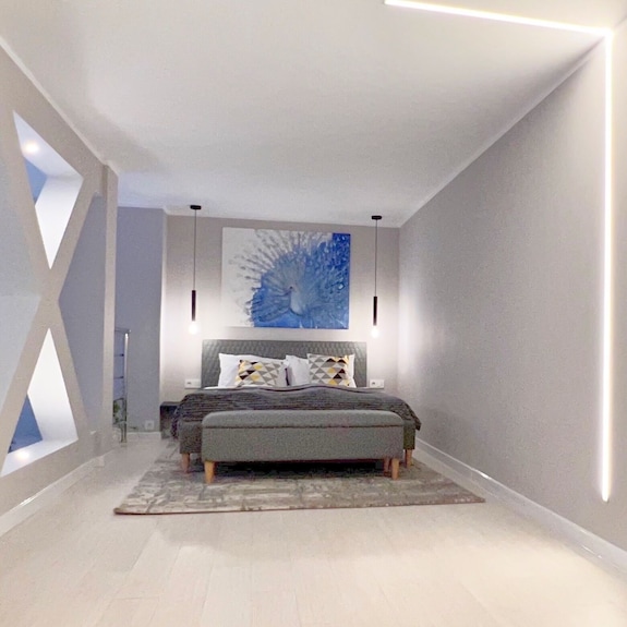 Atrium Boutique Hotel Sofia - Spacious Suites With Roof Gardens - Sofia