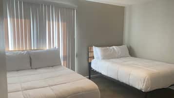 5 bedrooms, WiFi, bed sheets