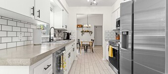 Greenway Getaway Near Silver Springs, walking distance to Cross Florida Greenway