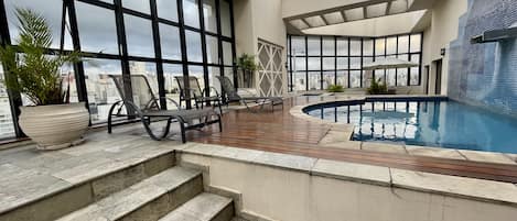 Outdoor pool, pool loungers