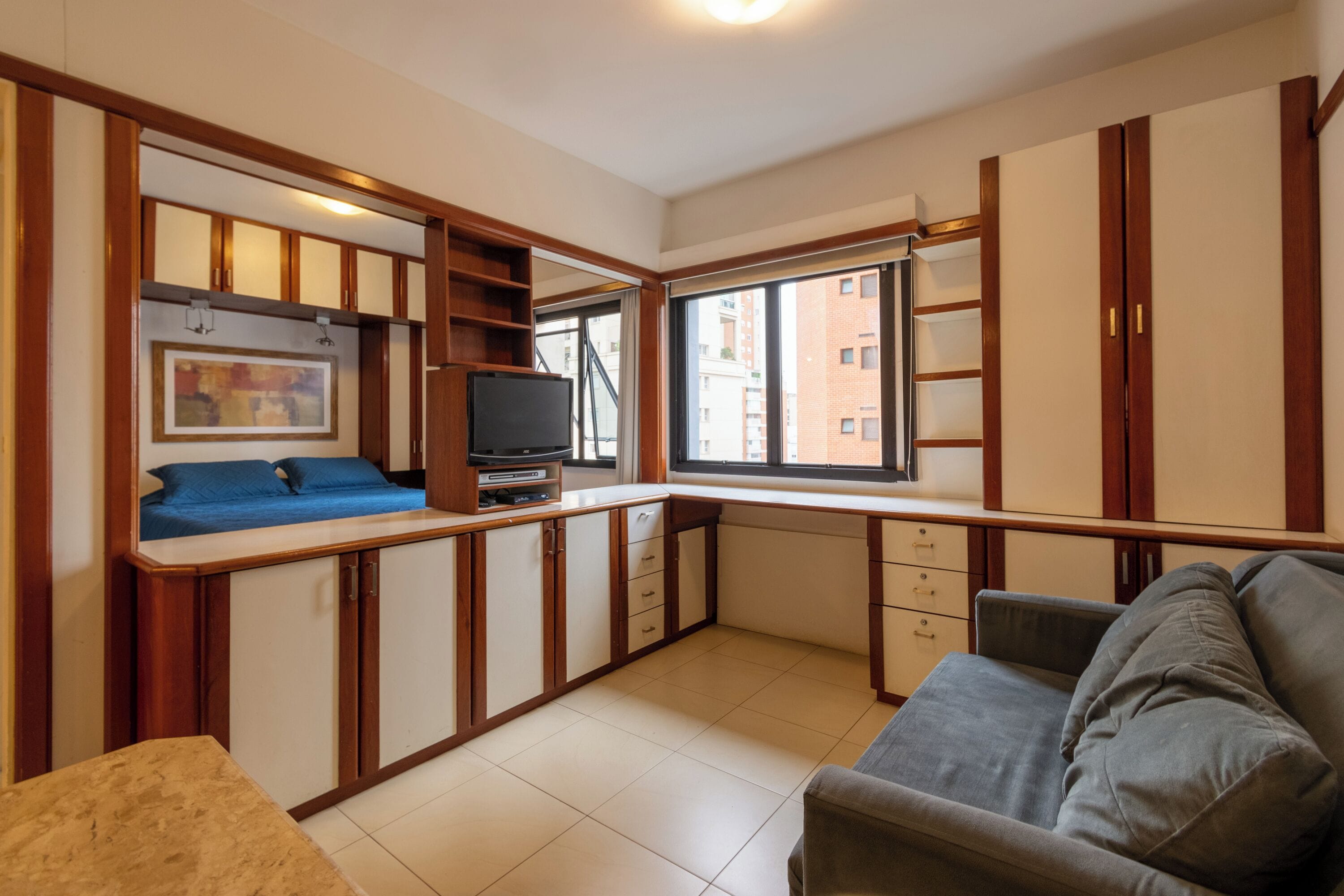 Firemannsrom | Blendingsgardiner, strykejern/-brett, wi-fi (inkludert) og sengetøy