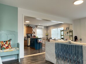 Smart TV, fireplace, DVD player, books