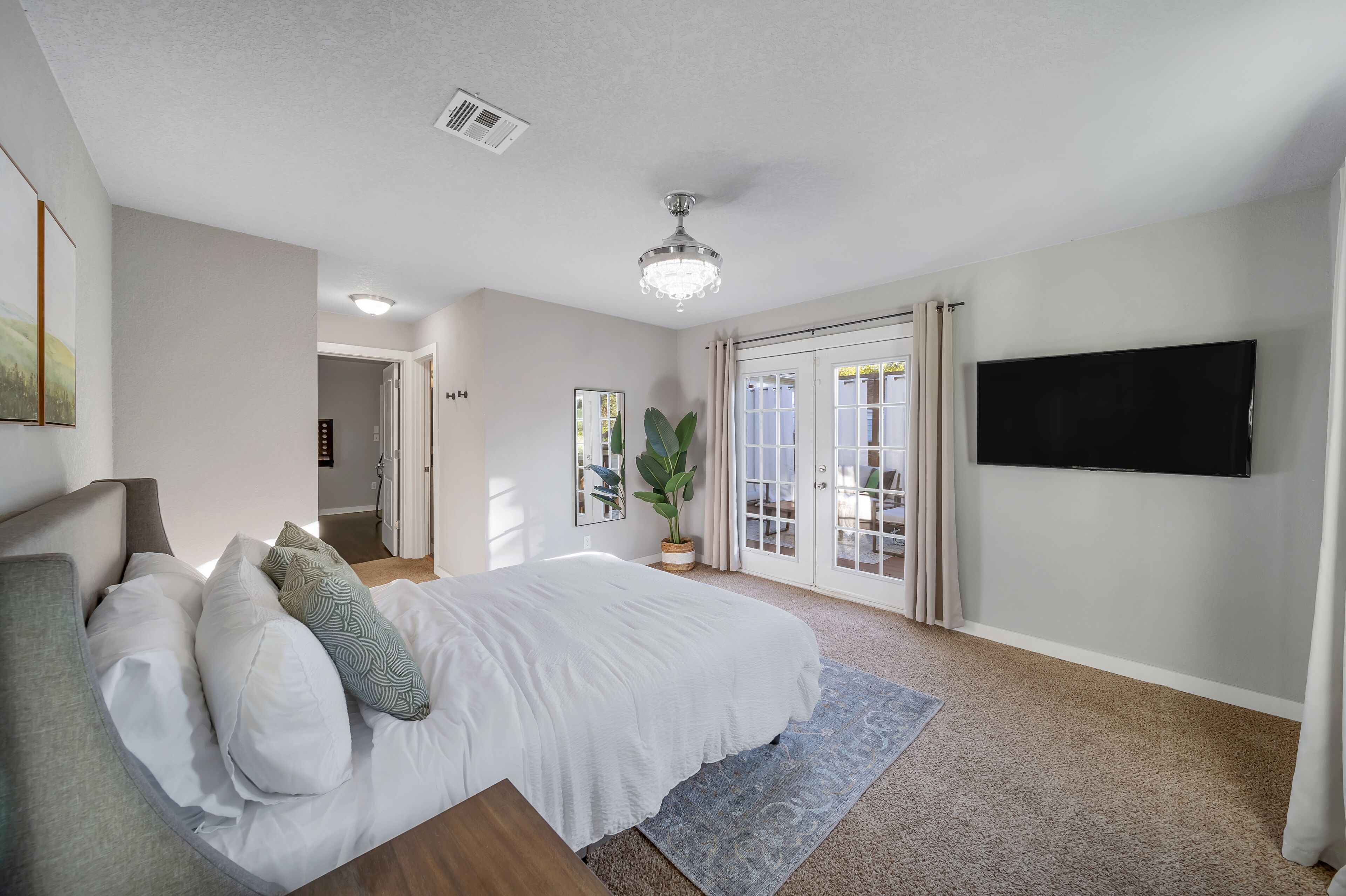 3 bedrooms, free WiFi, bed sheets