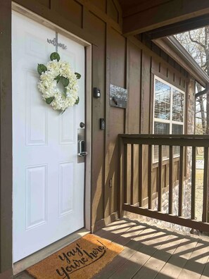 Exterior detail - Minutes from SDC! Pools! Scenic Wooded Views! Lake! (Branson West)
