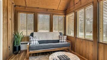 智能电视、壁炉