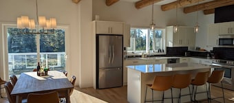 Beautiful beachfront Villa on 80 acres of farmland!